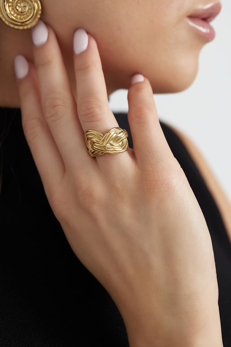 double knot ring