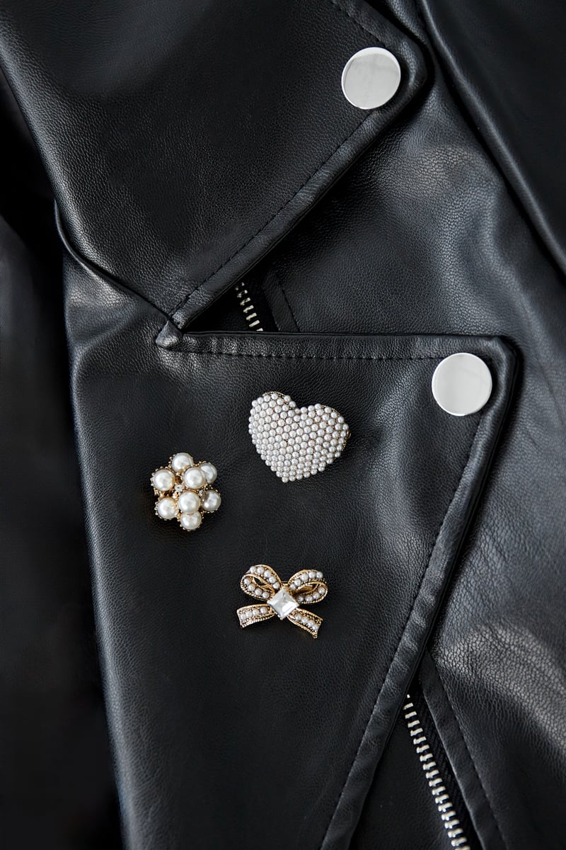glamour brooches