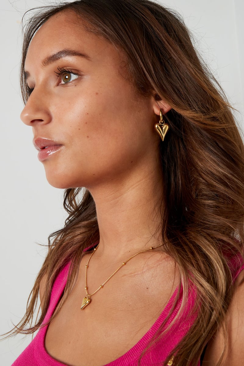 earrings with heart pendants medium