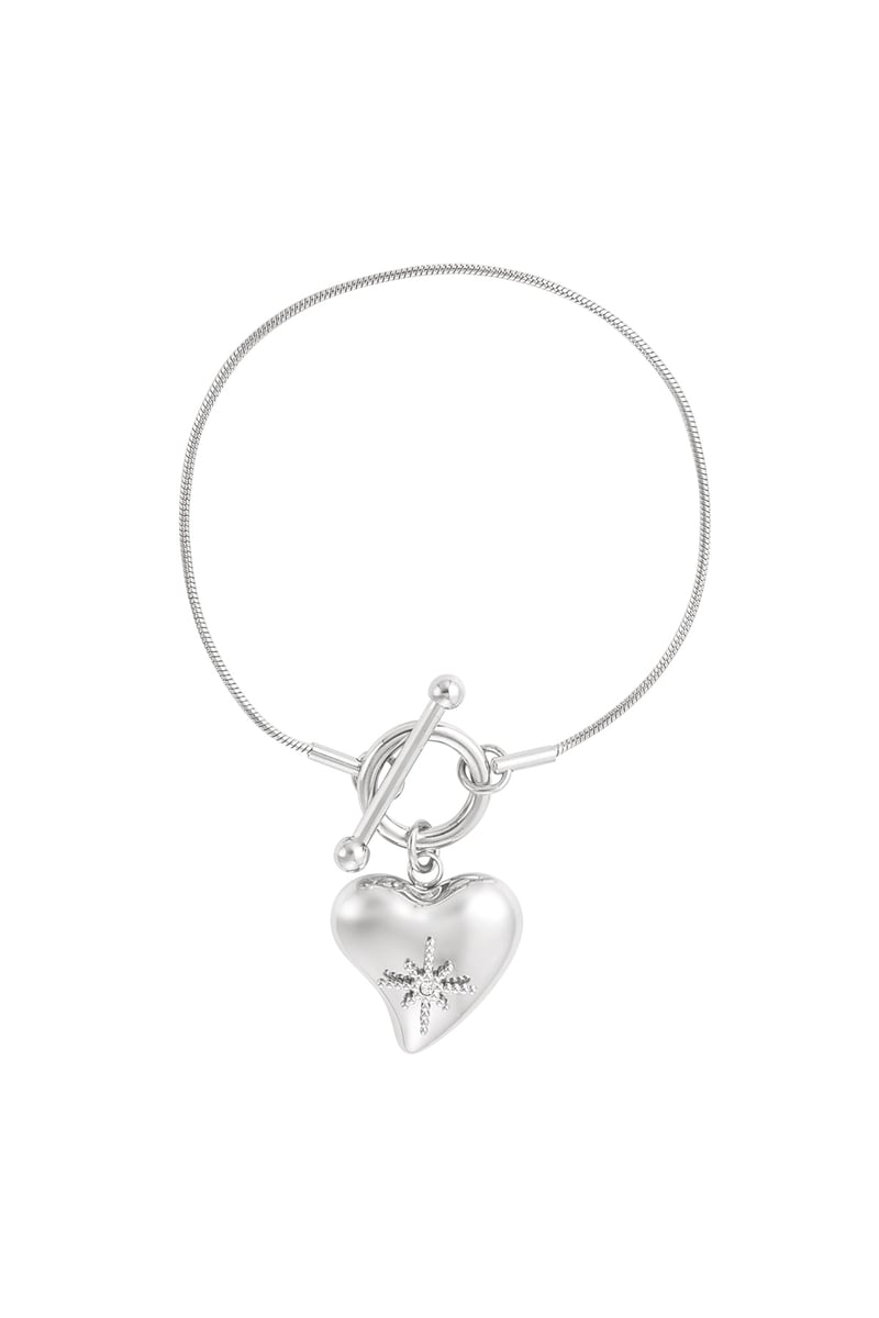 lock bracelet with big heart pendant