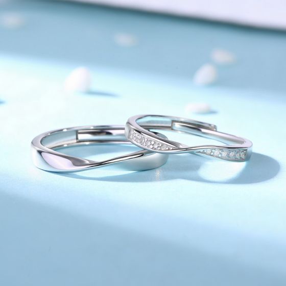 Moissanite Mobius Silver Couple Rings